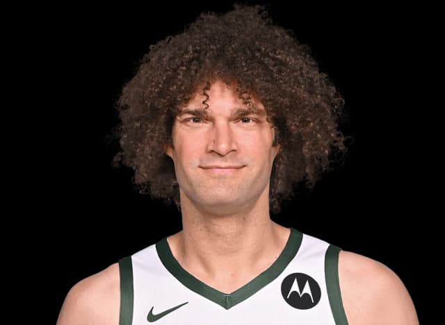Robin Lopez